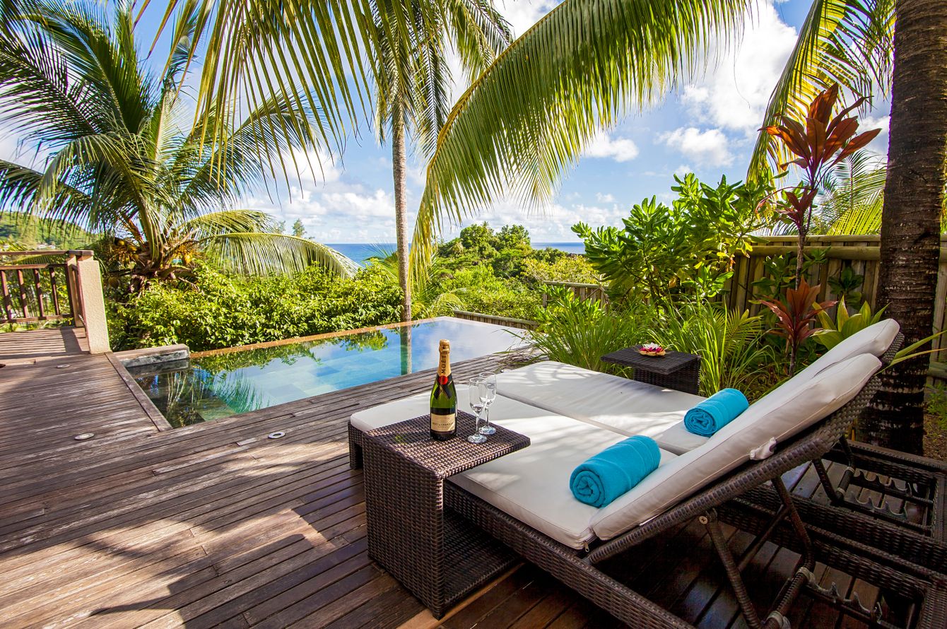 Villa Pool
