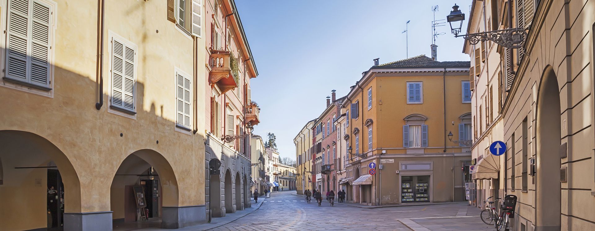 Strasse in der Altstadt von Parma