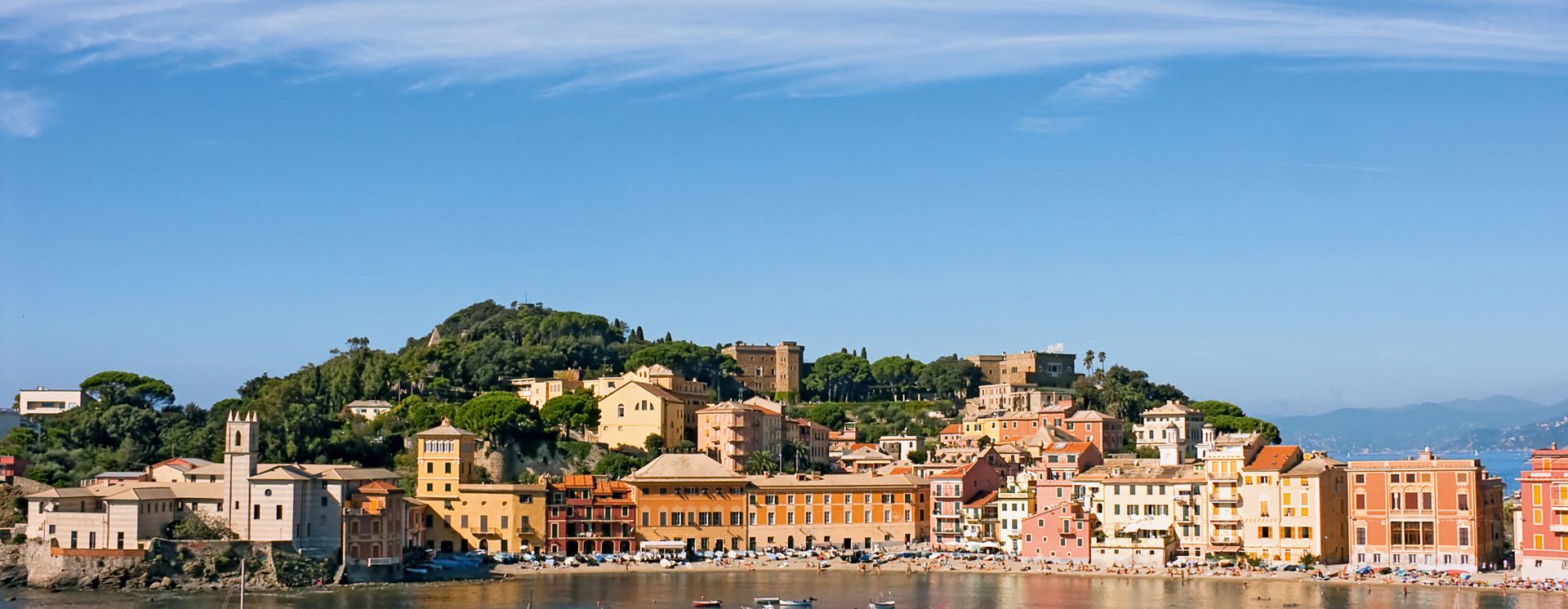 Boote in der Baia del Silenzio