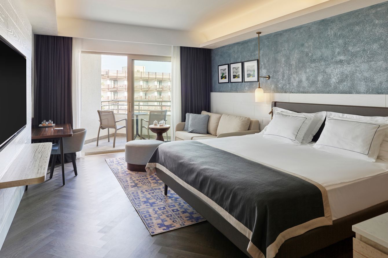Deluxe-Zimmer mit seitlicher Meersicht