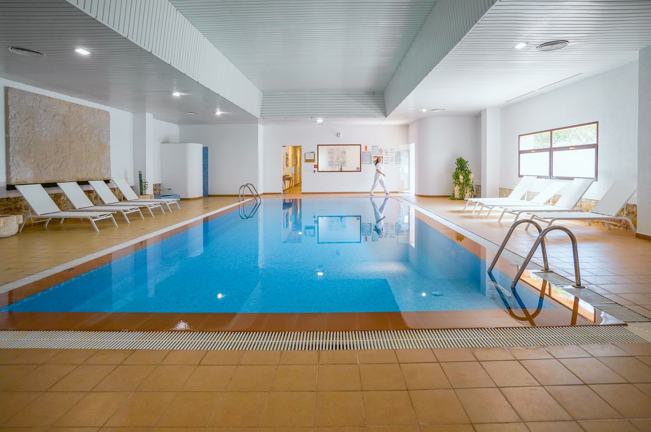 Piscine intérieure