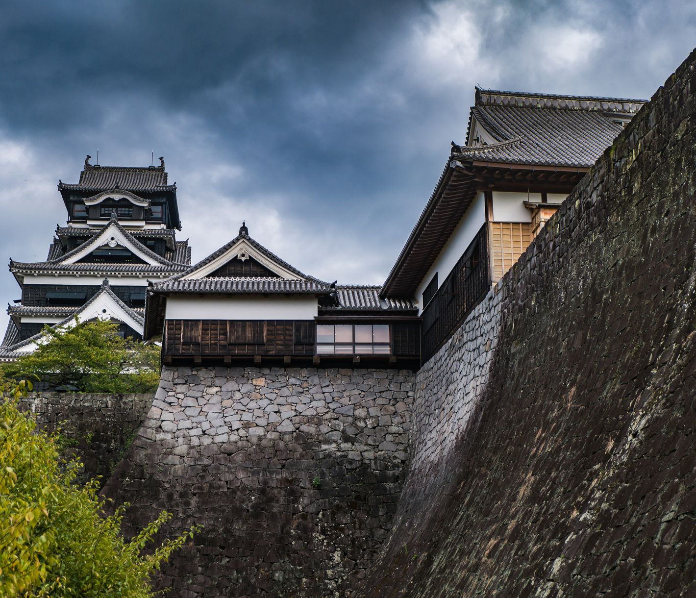 Die imposante Burg von Kumamoto