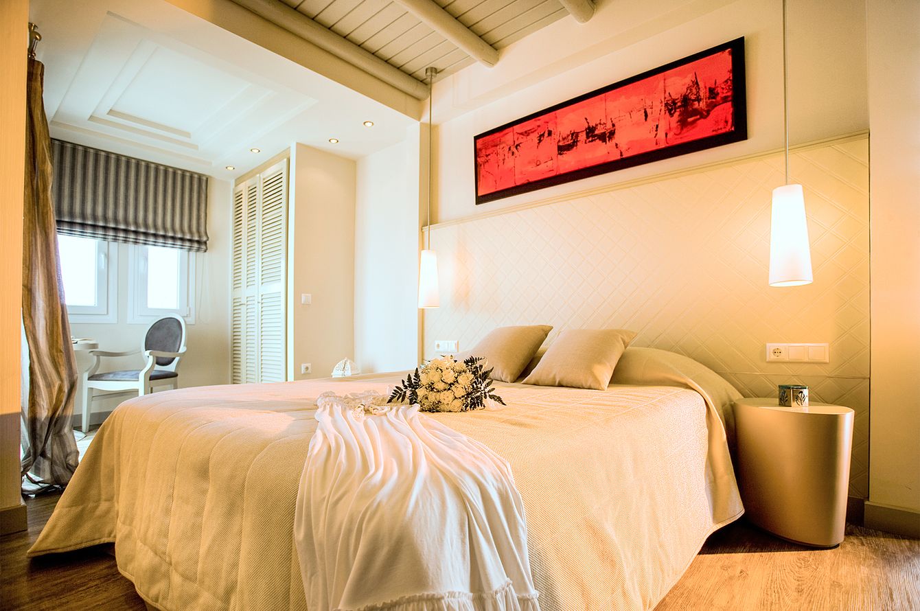 Honeymoon Suite