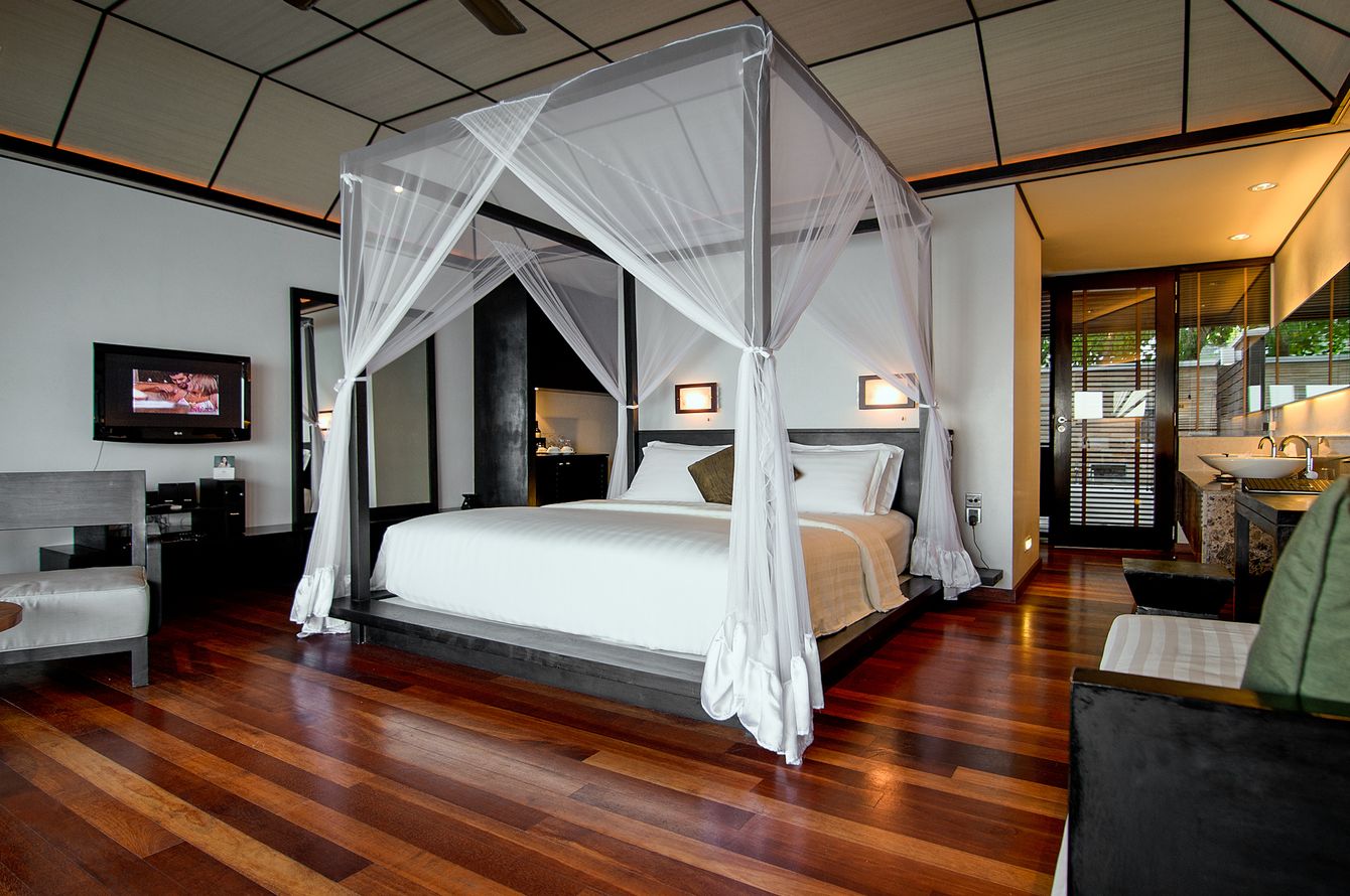 Suite Deluxe Water