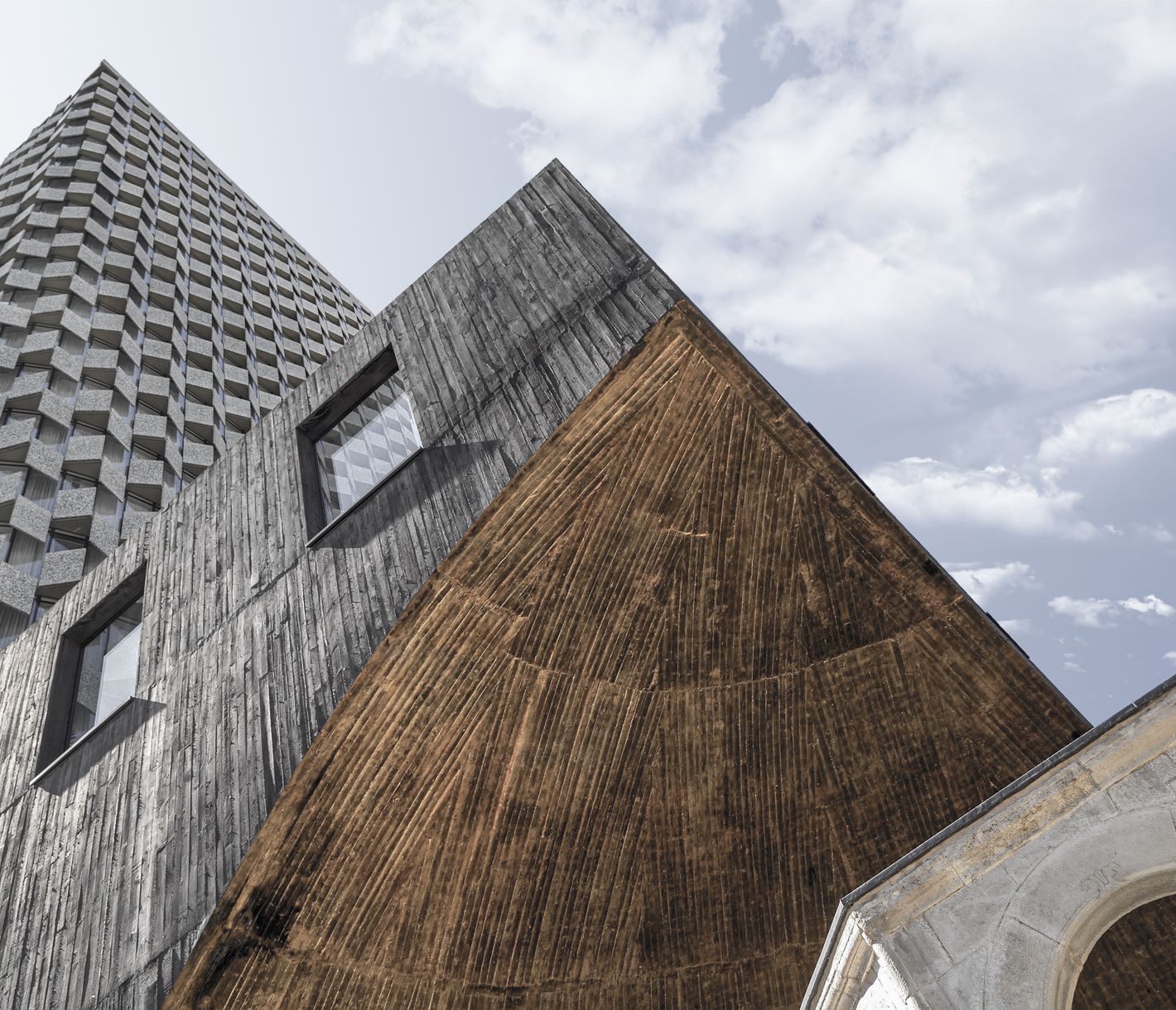 Tombeau de Kapllan Pascha et tour TID à Tirana