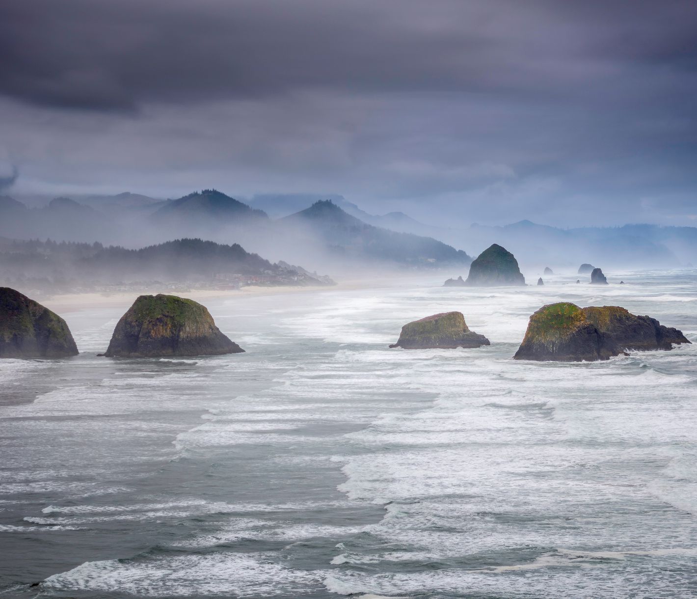 Die Route entlang der Oregon Coast bleibt einem durch ihre spektakulären Aussichten auf den Pazifik in Erinnerung.