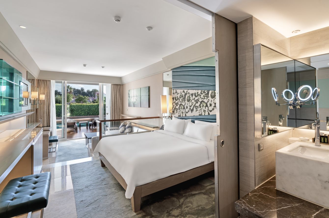 Pool Suite