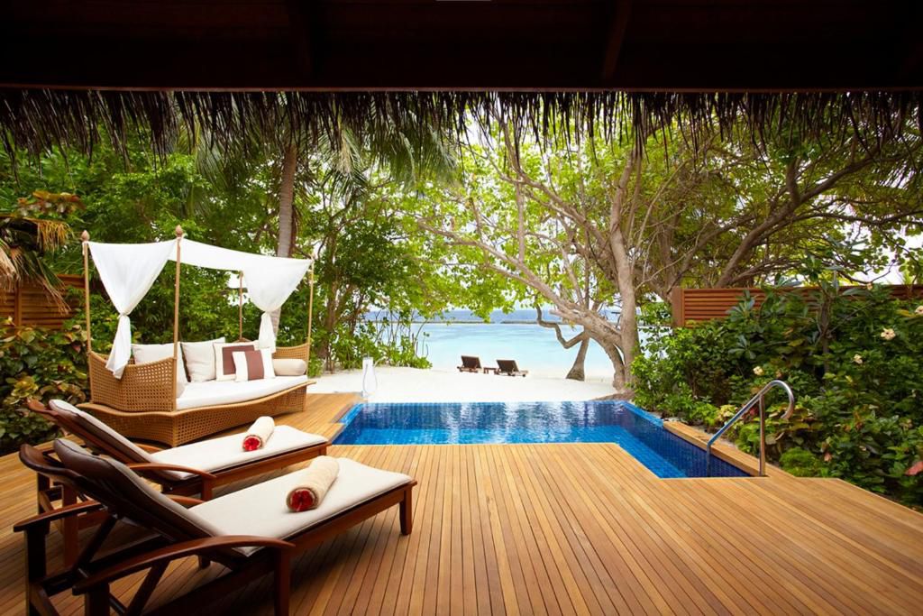 Baros Pool Villa