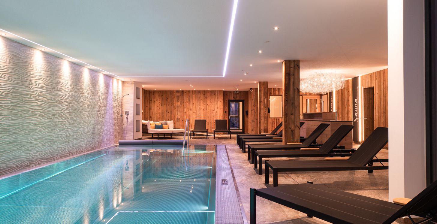 Piscine intérieure