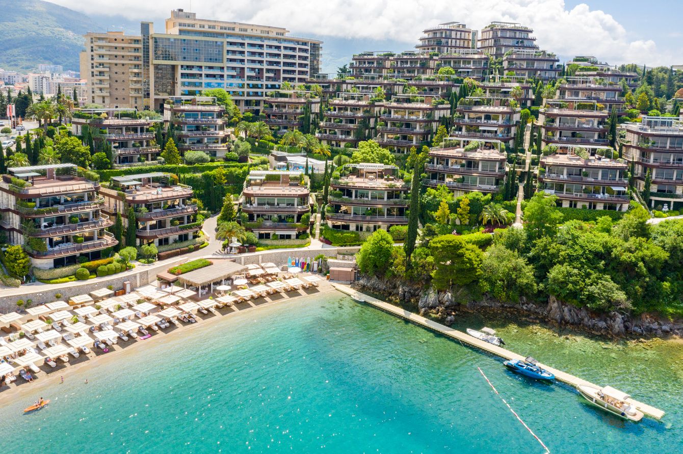 Dukley Hotel & Resort