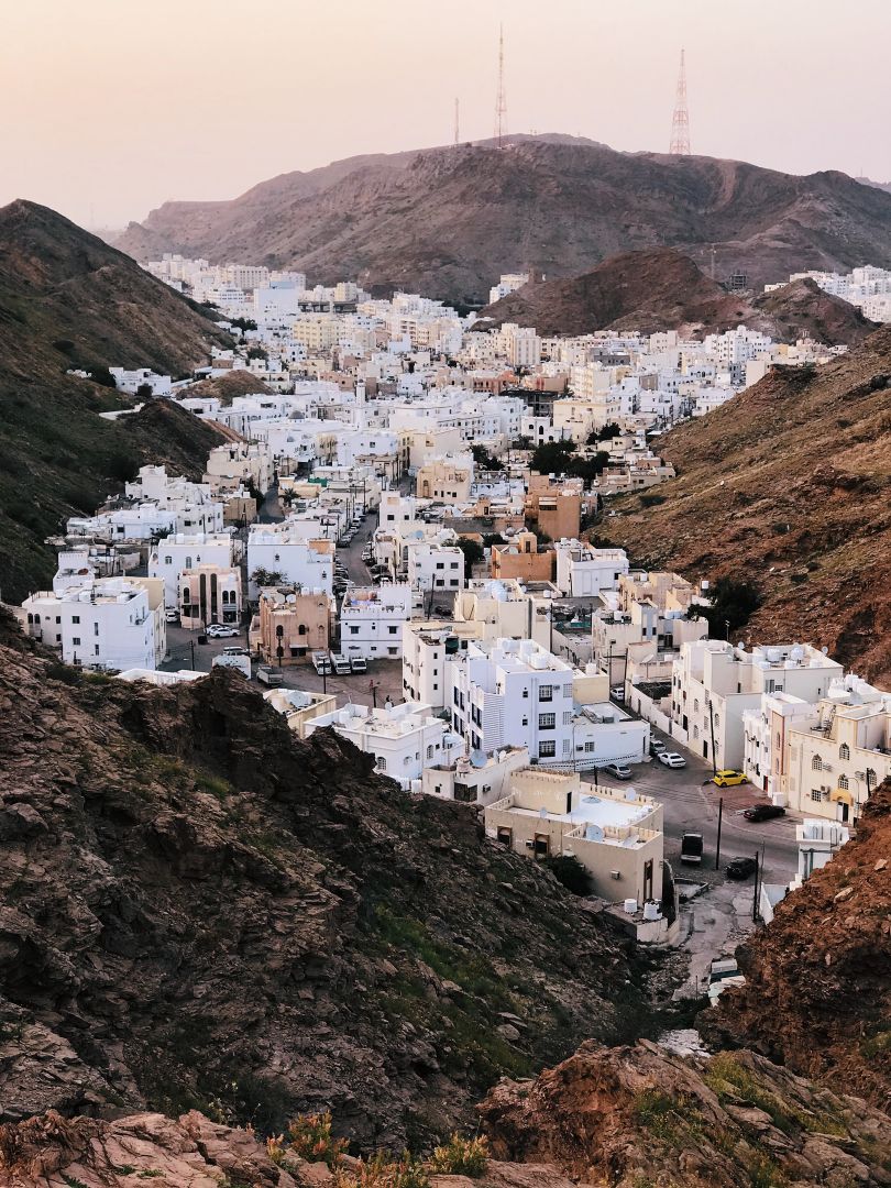Mascate, la capitale blanche entourée de montagnes