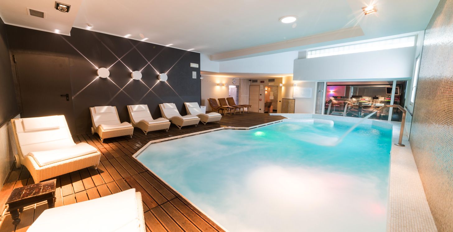 Piscine couverte
