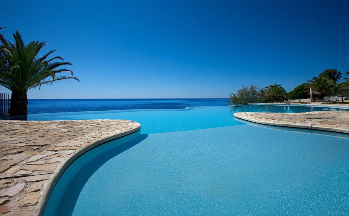 Piscine extérieure