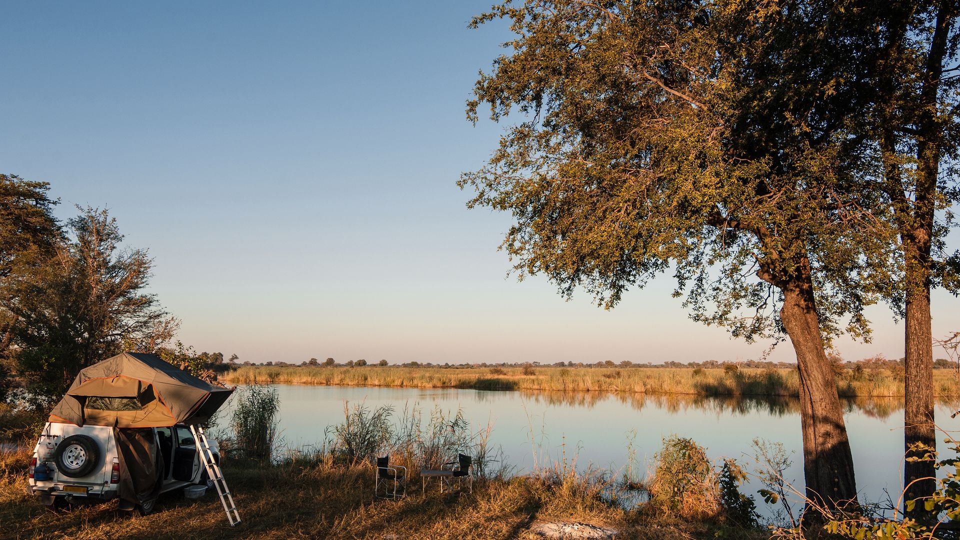 Camping au Botswana au bord du fleuve Kwando