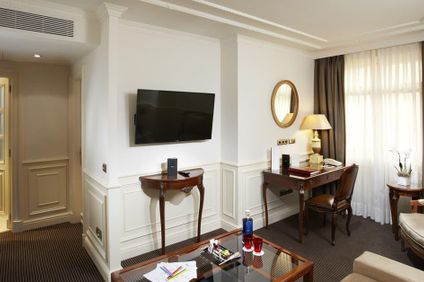 Junior Suite RedLevel