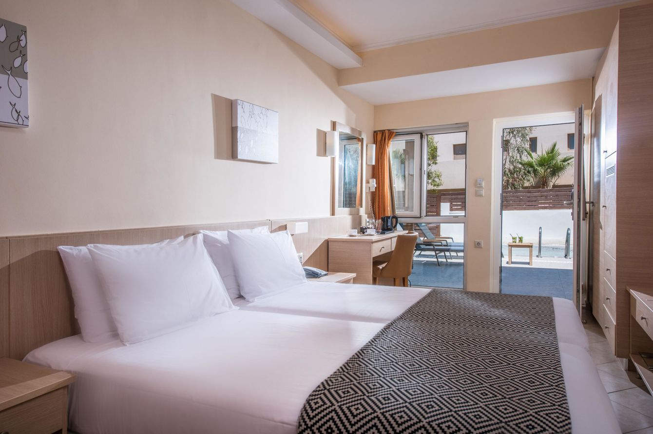 chambre double piscine privée