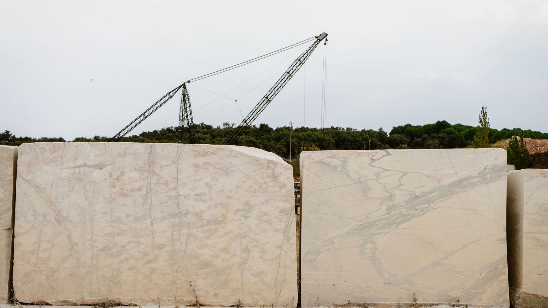 Marmorsteinbruch von Vila Viçosa – Das weisse Gold des Alentejo