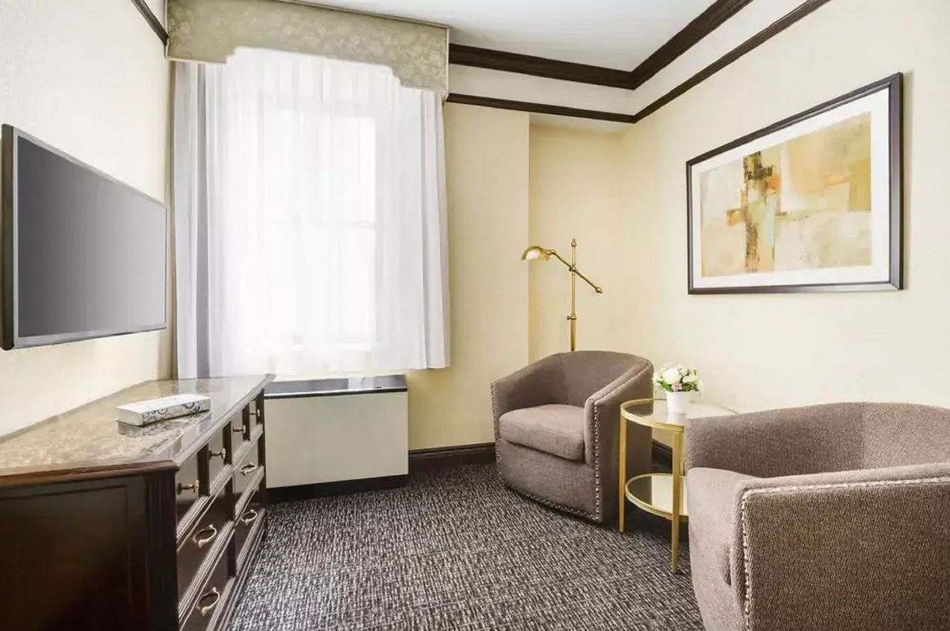 Suite