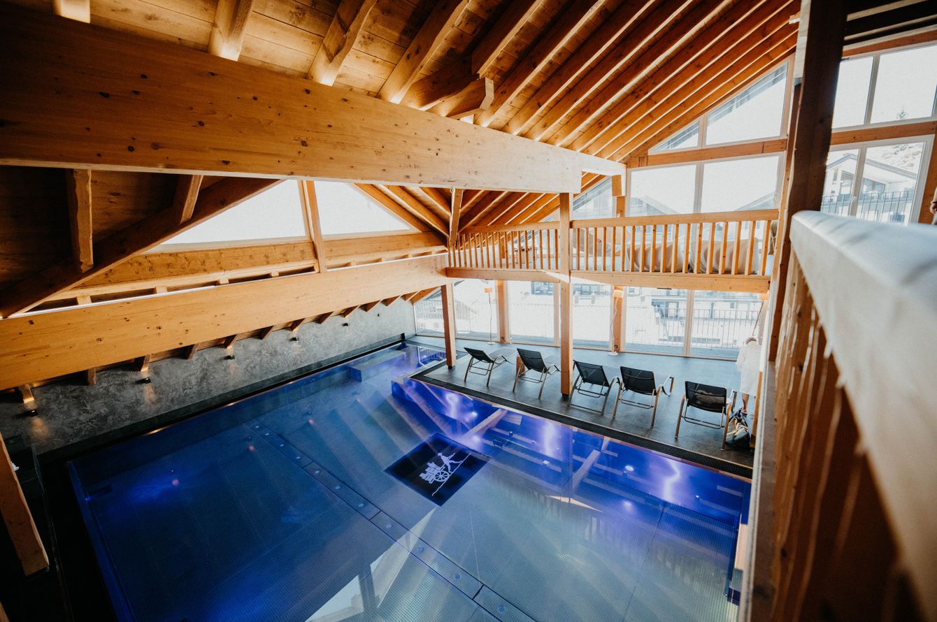 Piscine intérieure