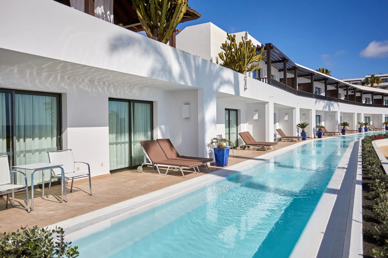 Suite Preferred Club Swim-up
