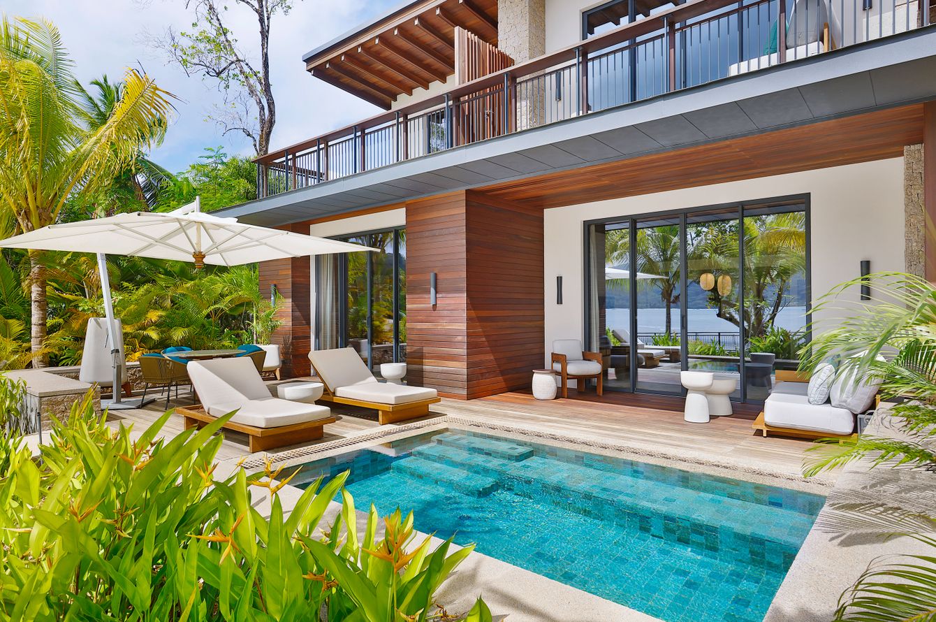 One Bedroom Bay House Pool Suite