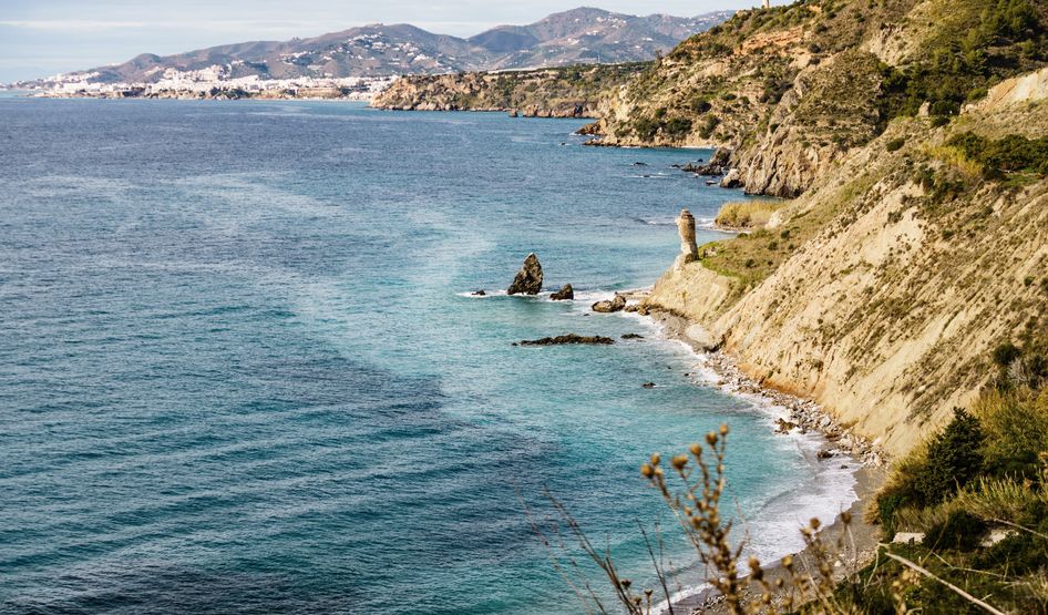 Klippen von Maro-Cerro Gordo