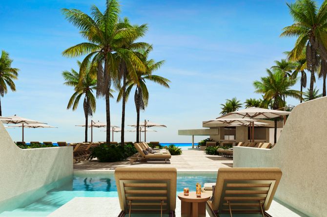 Junior Suite Preferred Club Swim Out