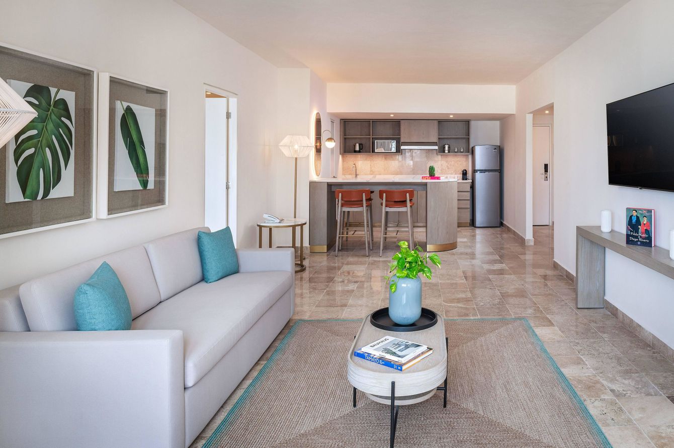 Level Grand Suite