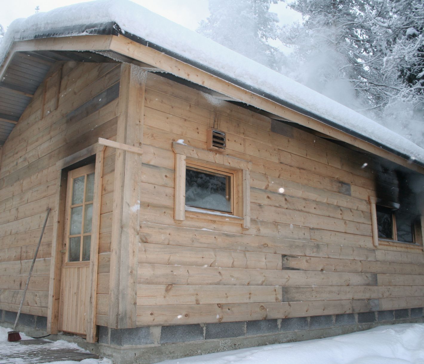 Die Rauchsauna der Saija Lodge