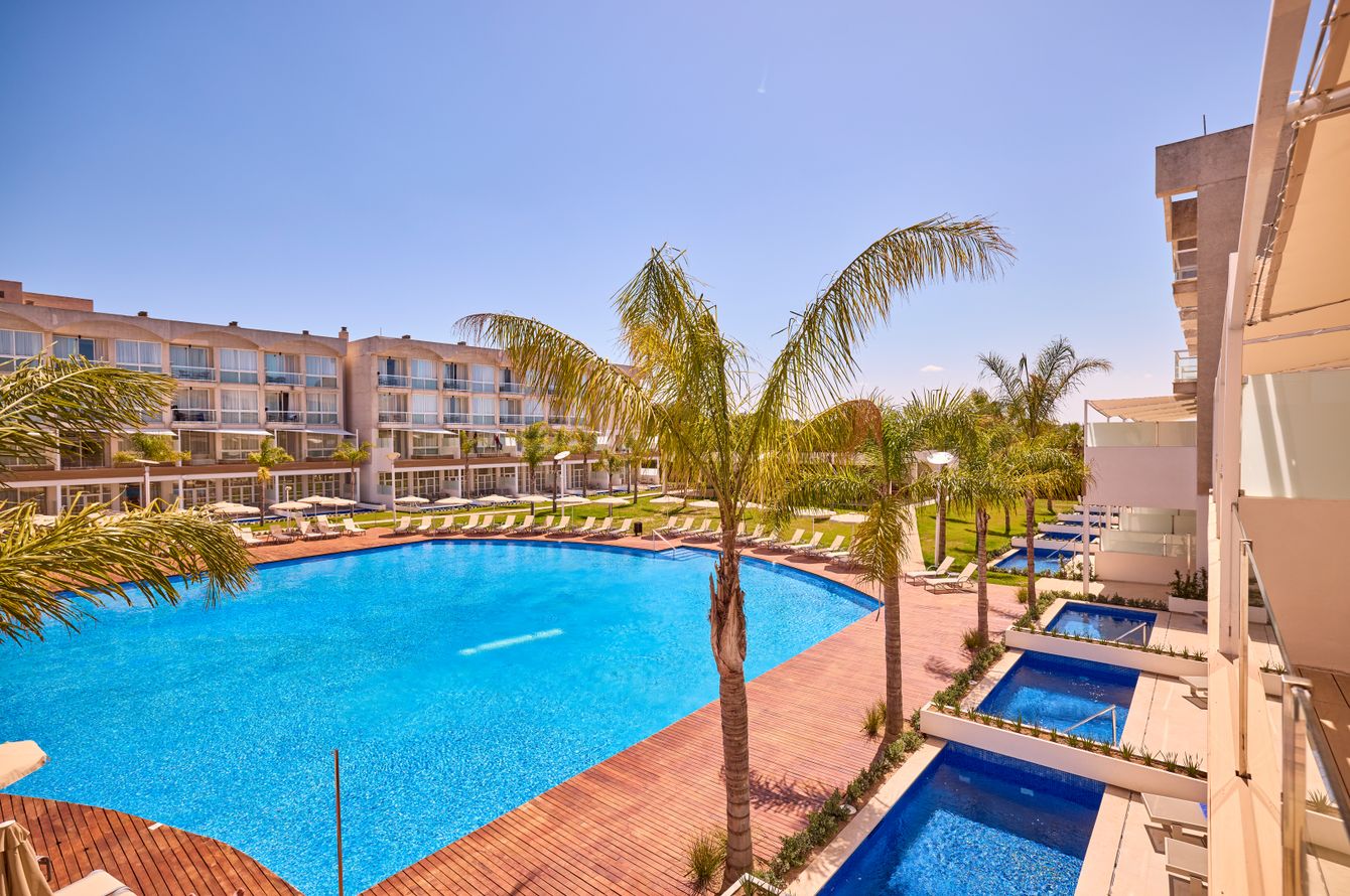 Piscine extérieure / Private Pool