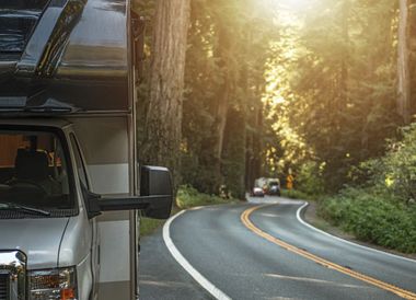 Die kurvenreichen Strassen durch den märchenhaften Sequoia National Park