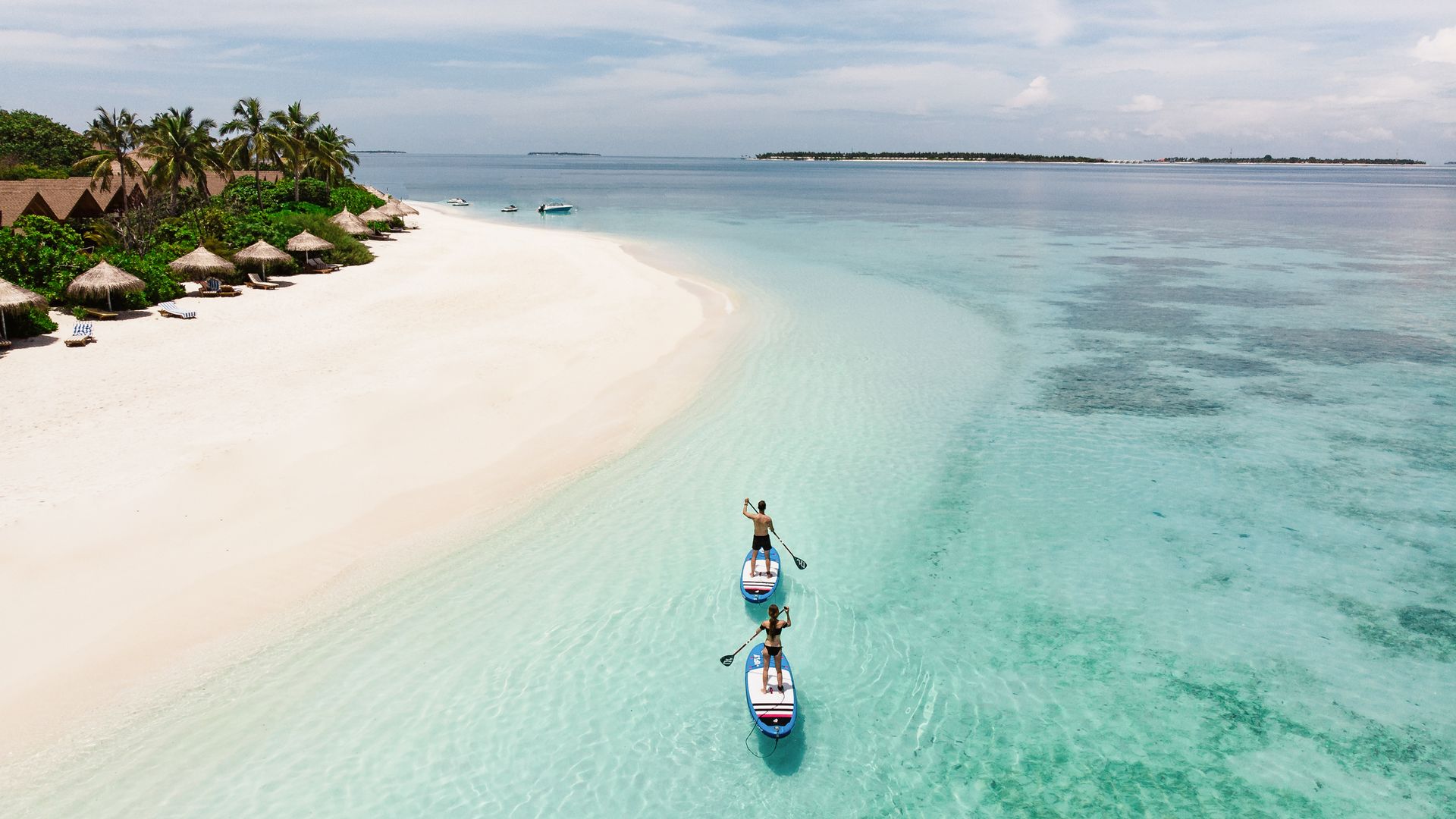 Reethi Faru Resort: Luxus und Entspannung auf den Malediven