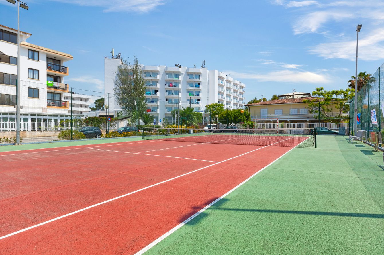Tennis