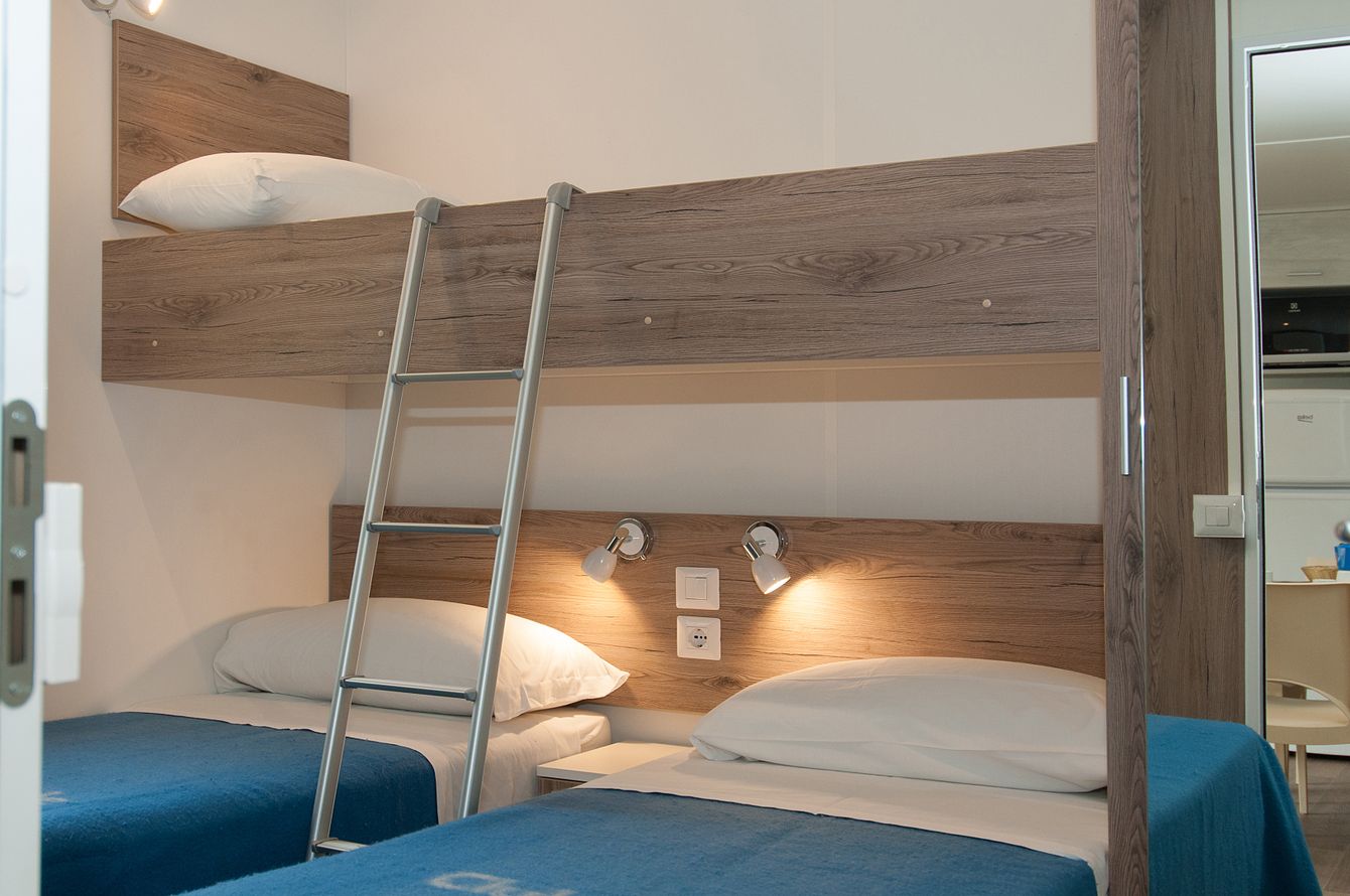 Lodge Deluxe