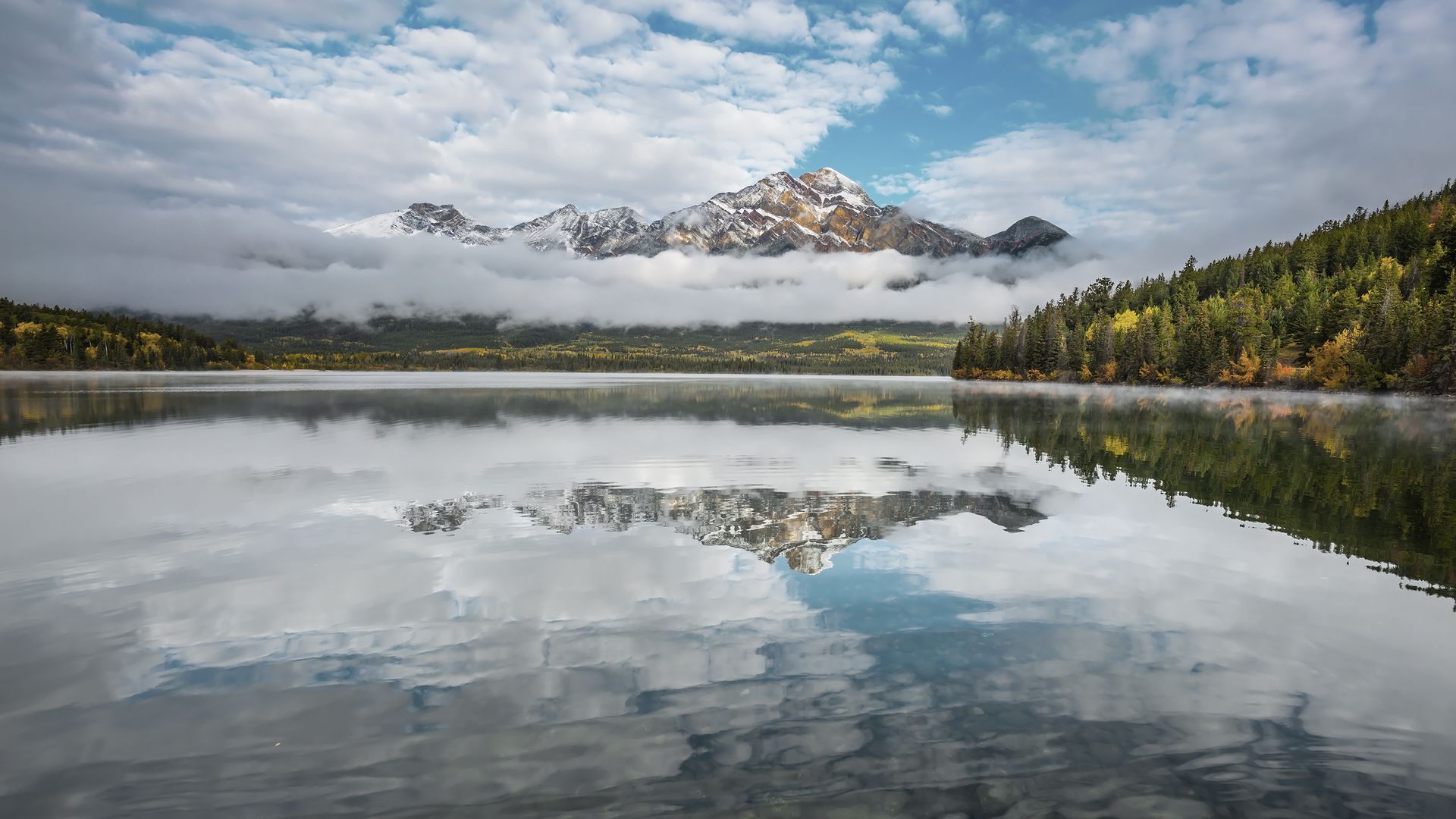 Pyramide Lake à Jasper.