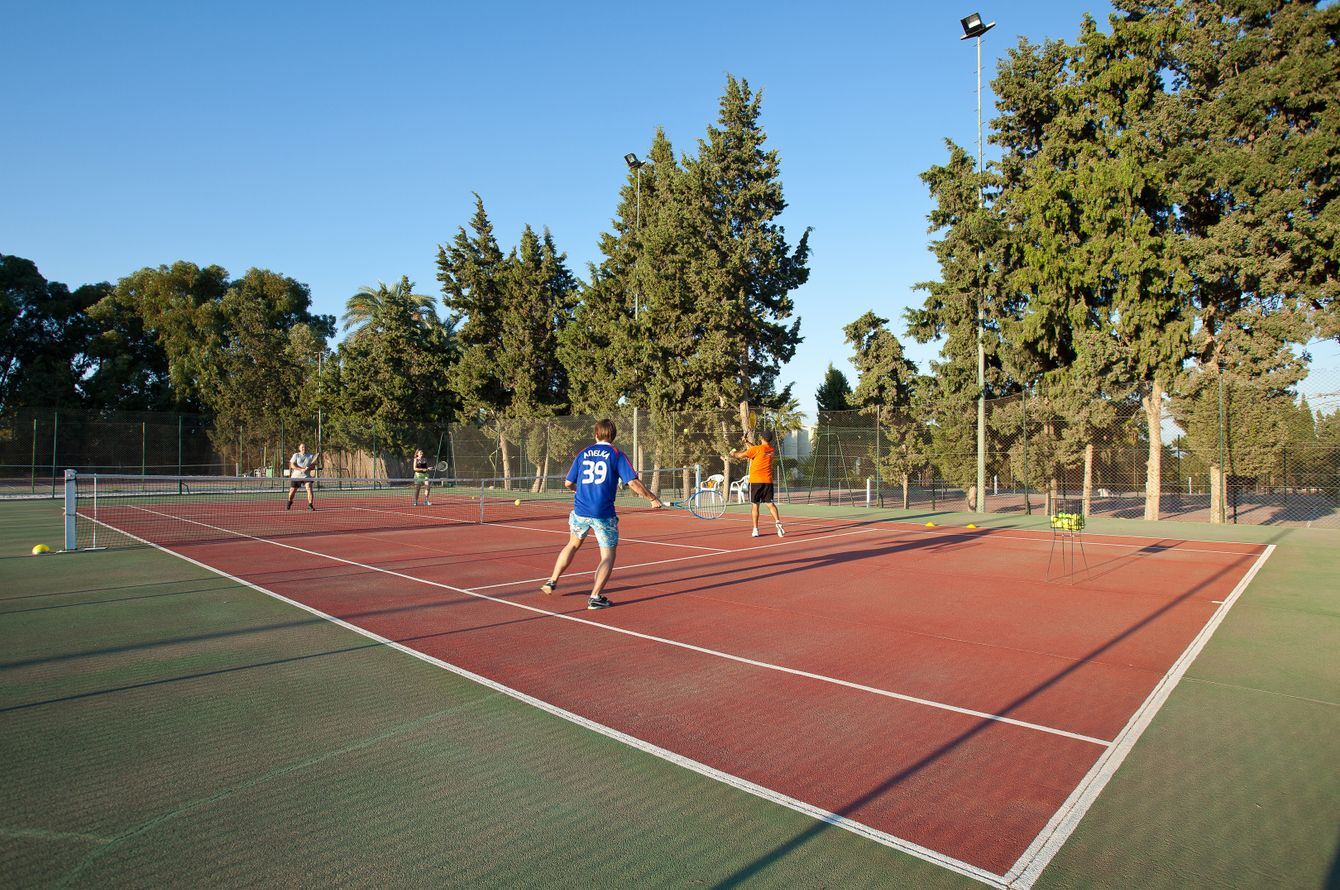 Tennis