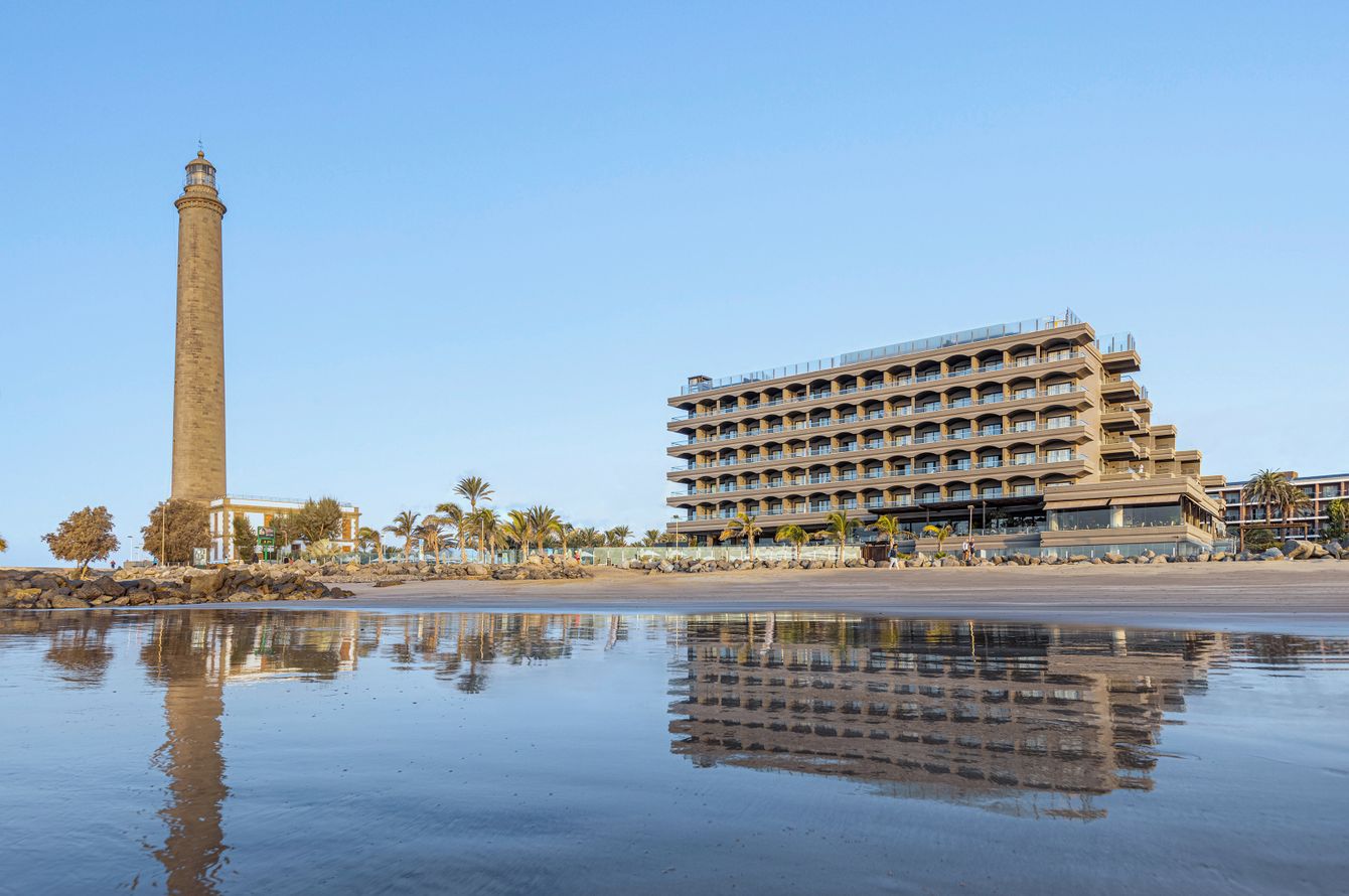 Hotel Faro, a Lopesan Collection Hotel