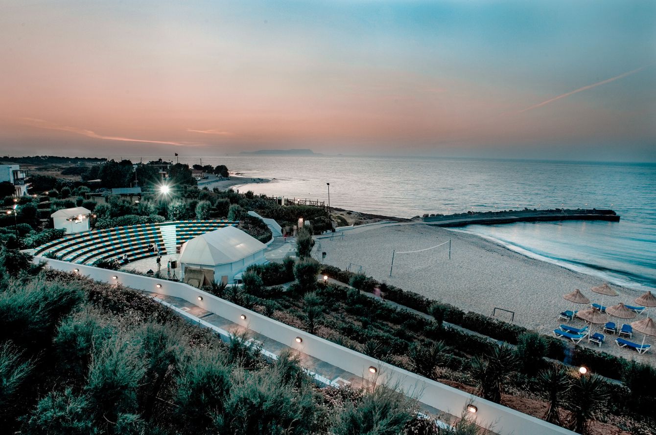 Strand