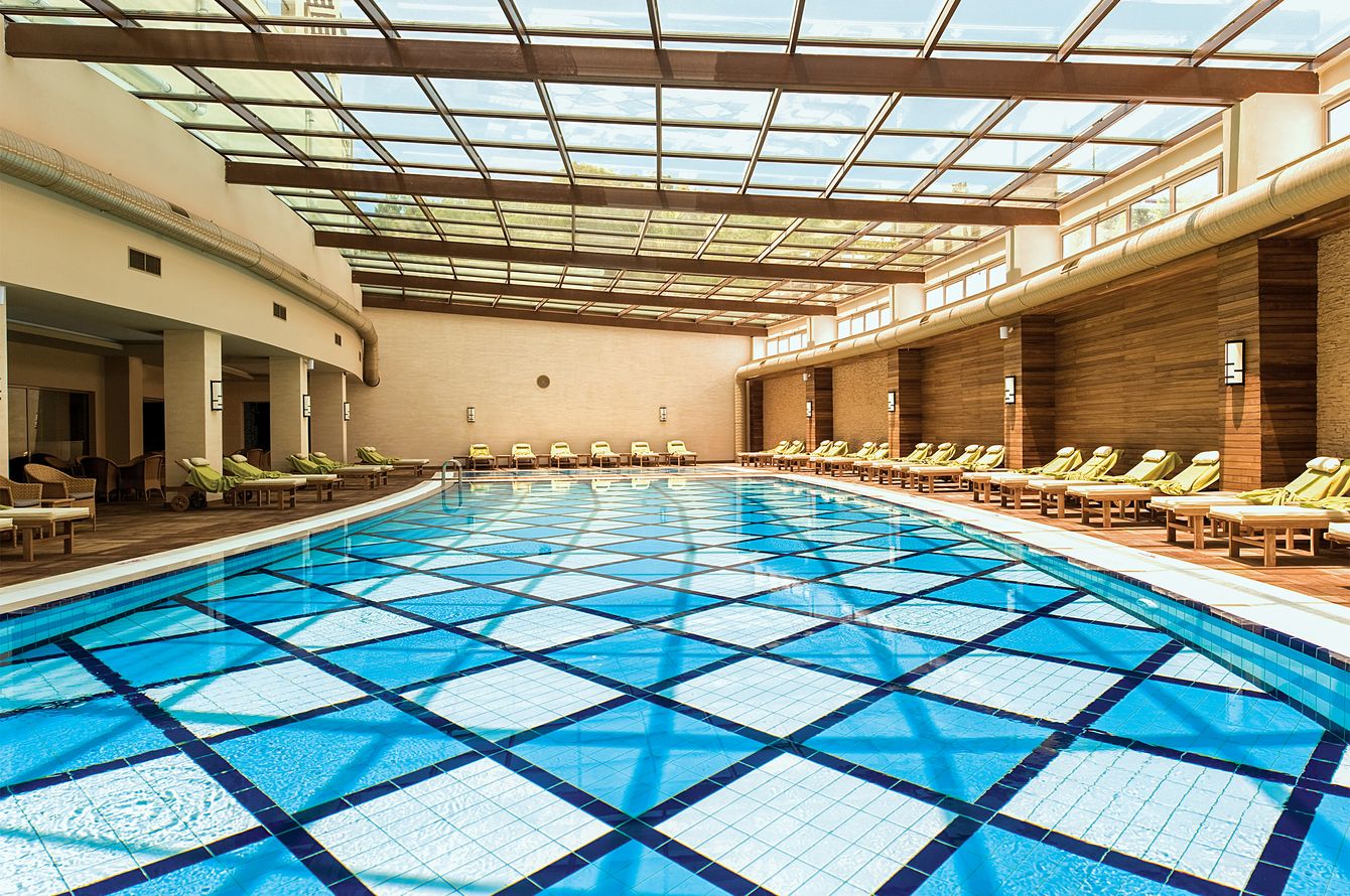 Piscine intérieure