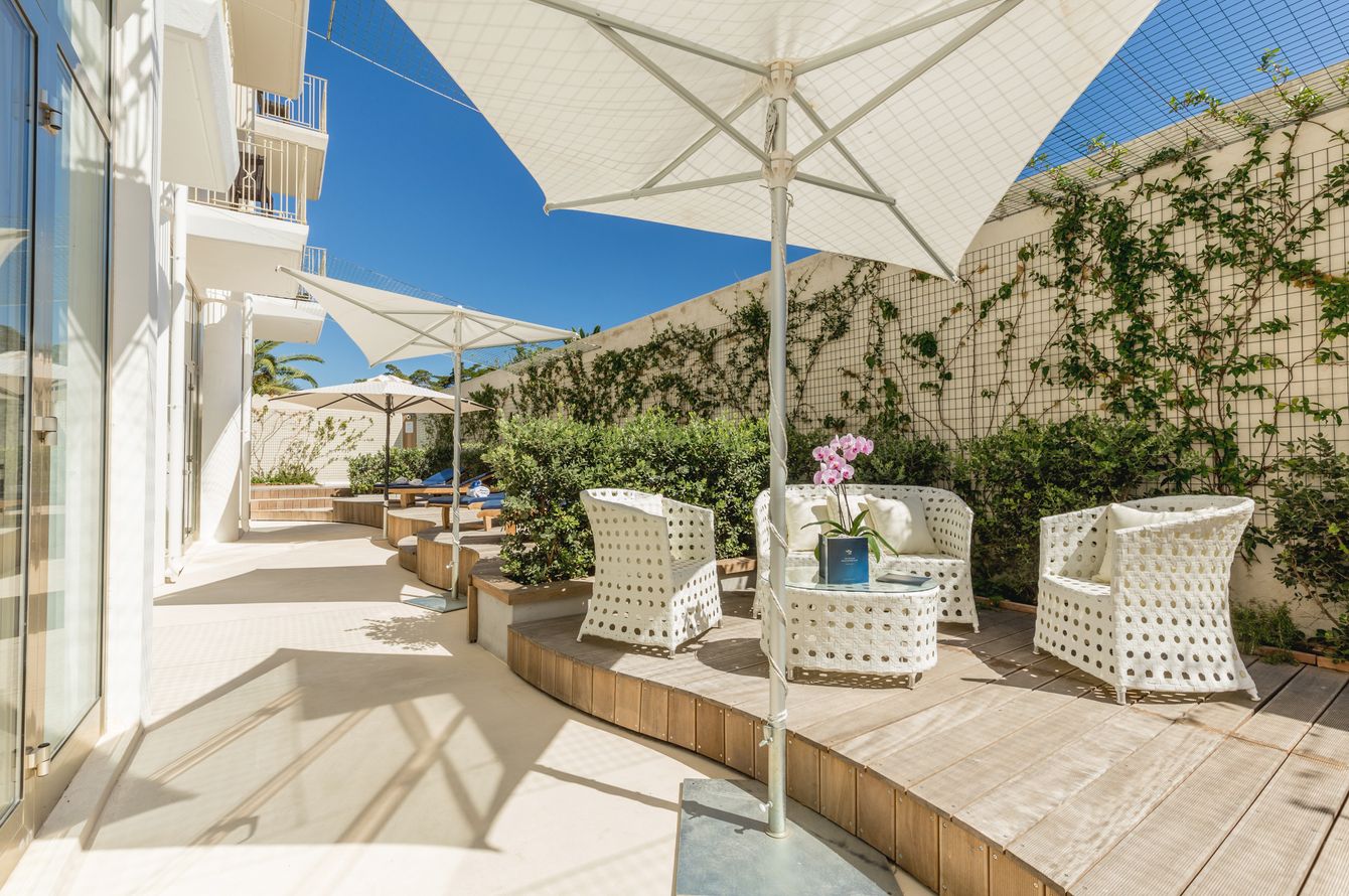 The Pelican Beach Resort & Spa - Adults Only
