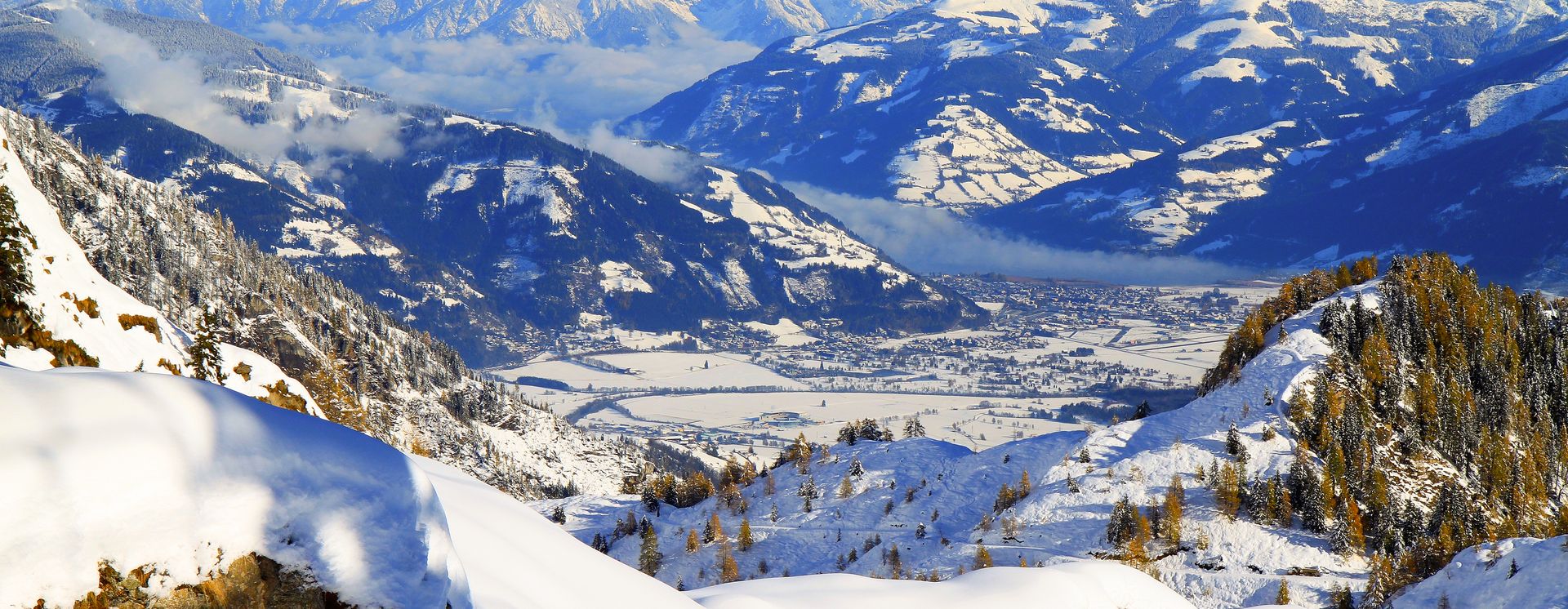 Blick auf Zell am See und Kaprun im Winter