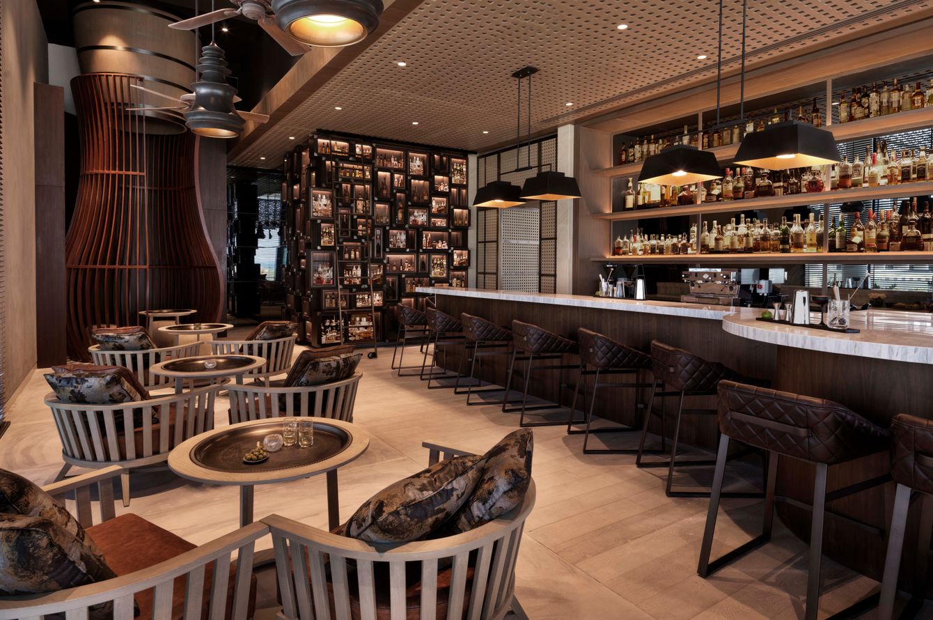 Bar