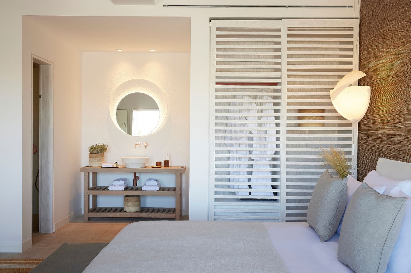 Doppelzimmer Design mit Privatpool Meersicht