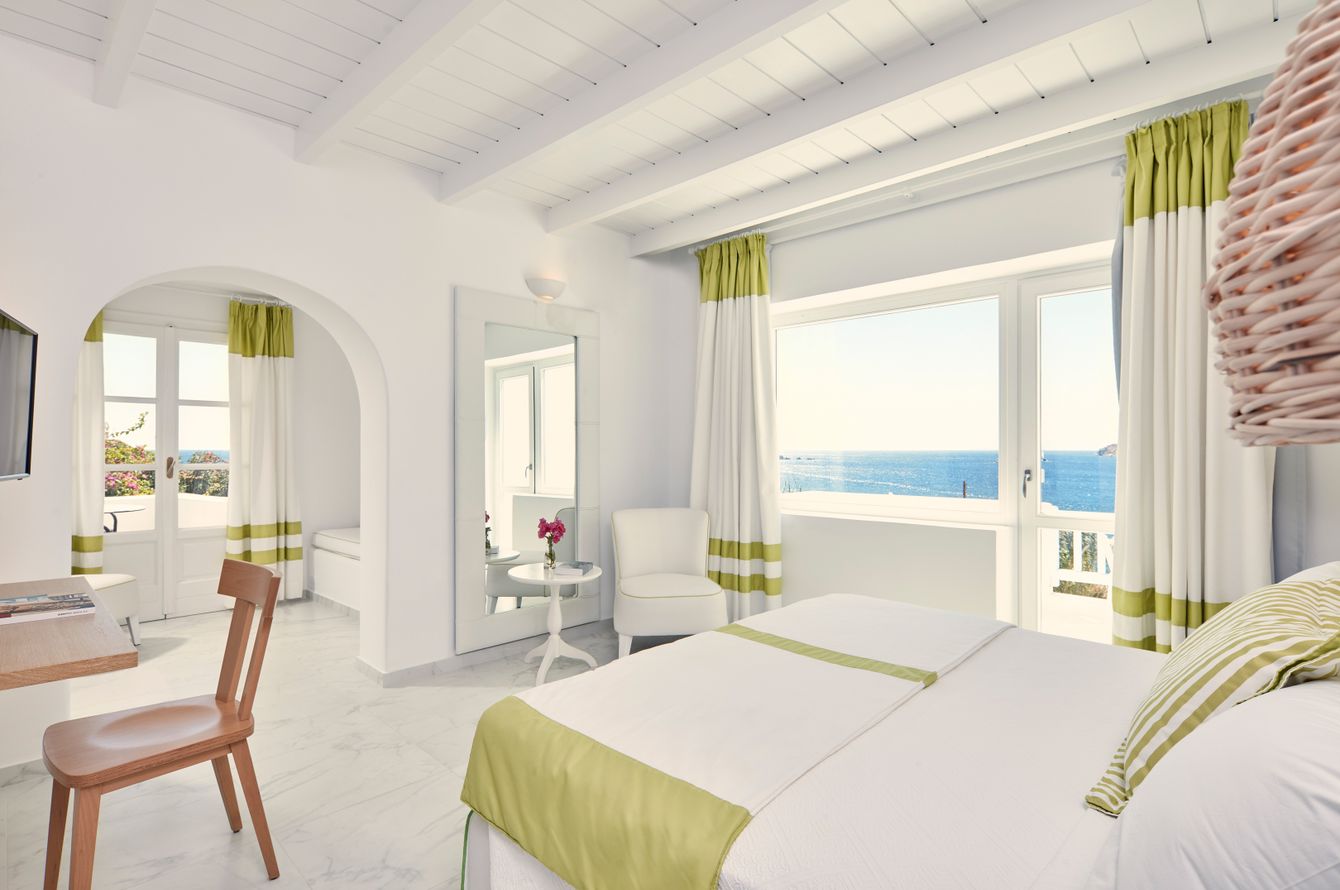 Honeymoon Suite