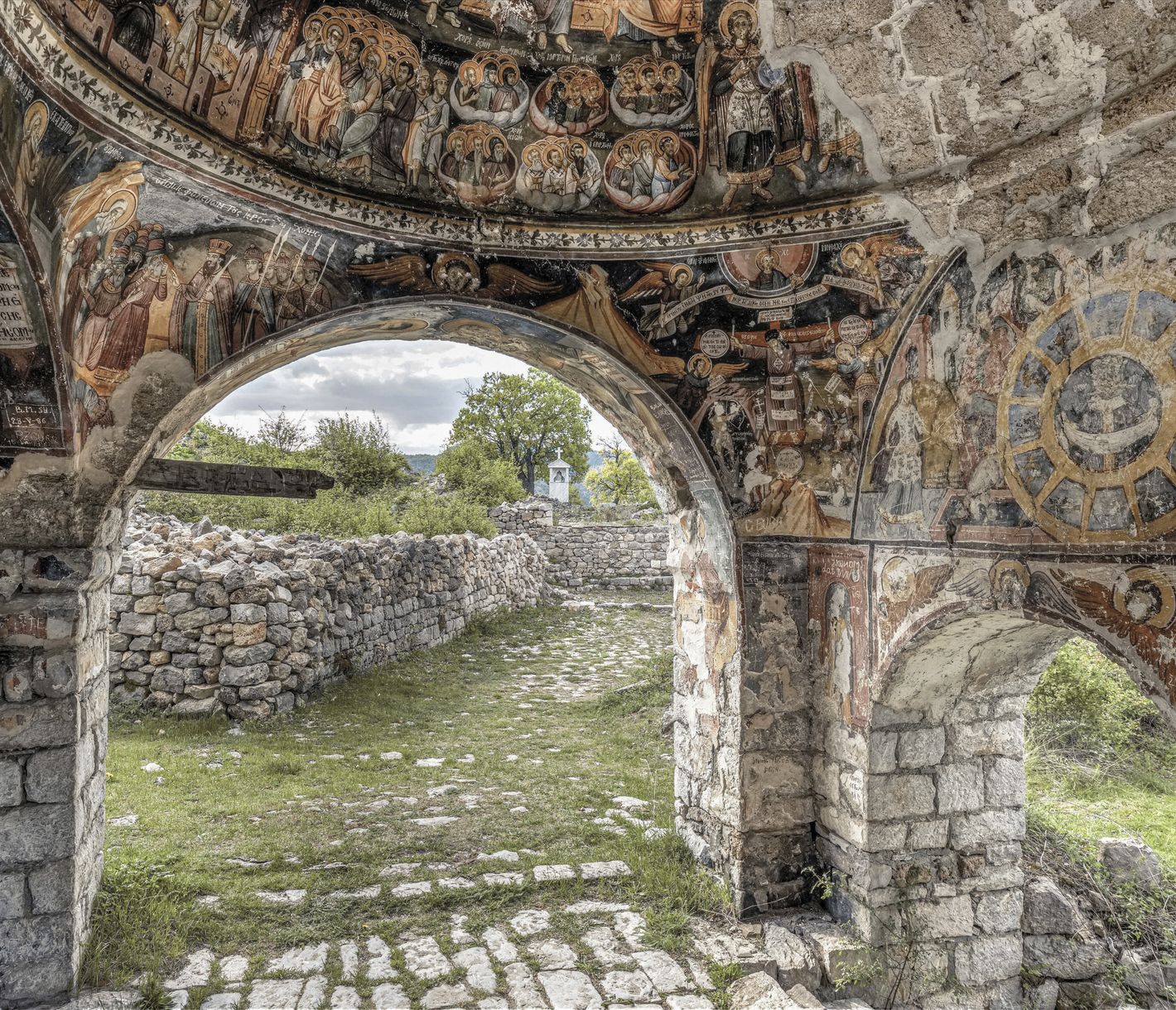Fresques du monastère de Saint-Pierre et Paul, Vithkuq près de Korça