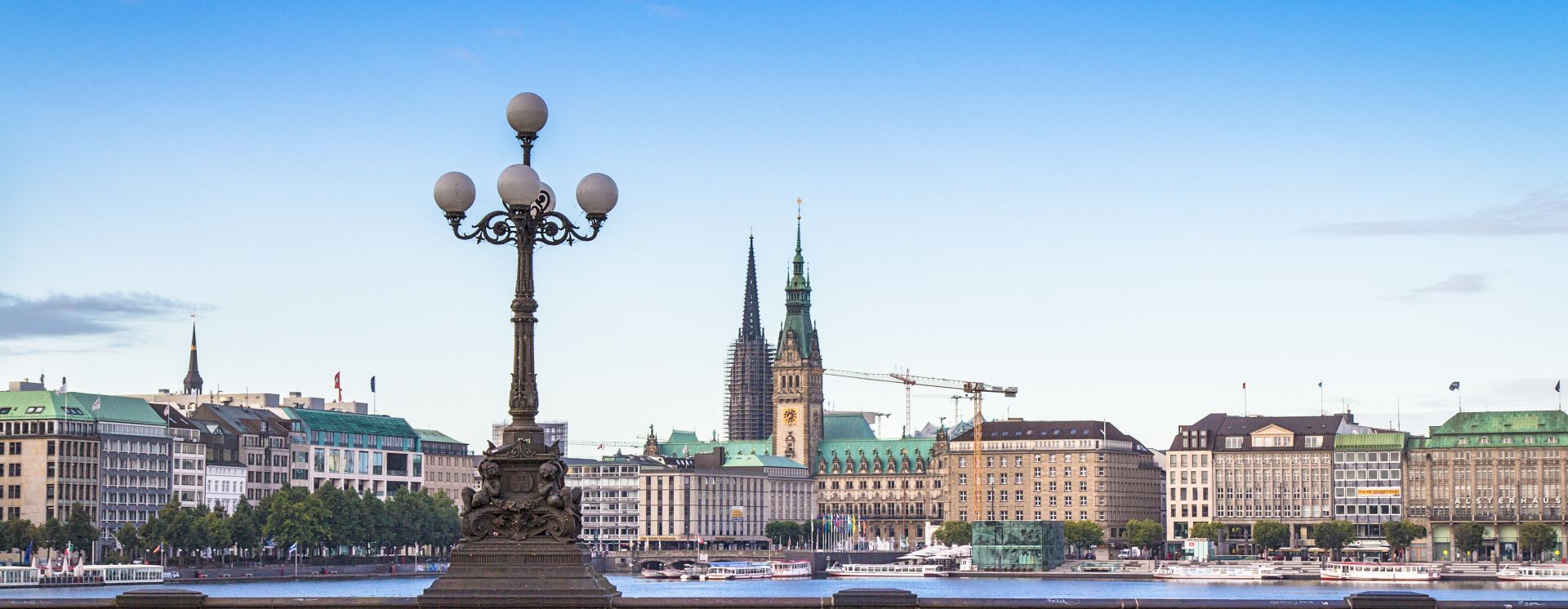 Binnenalster, Lombardbrücke