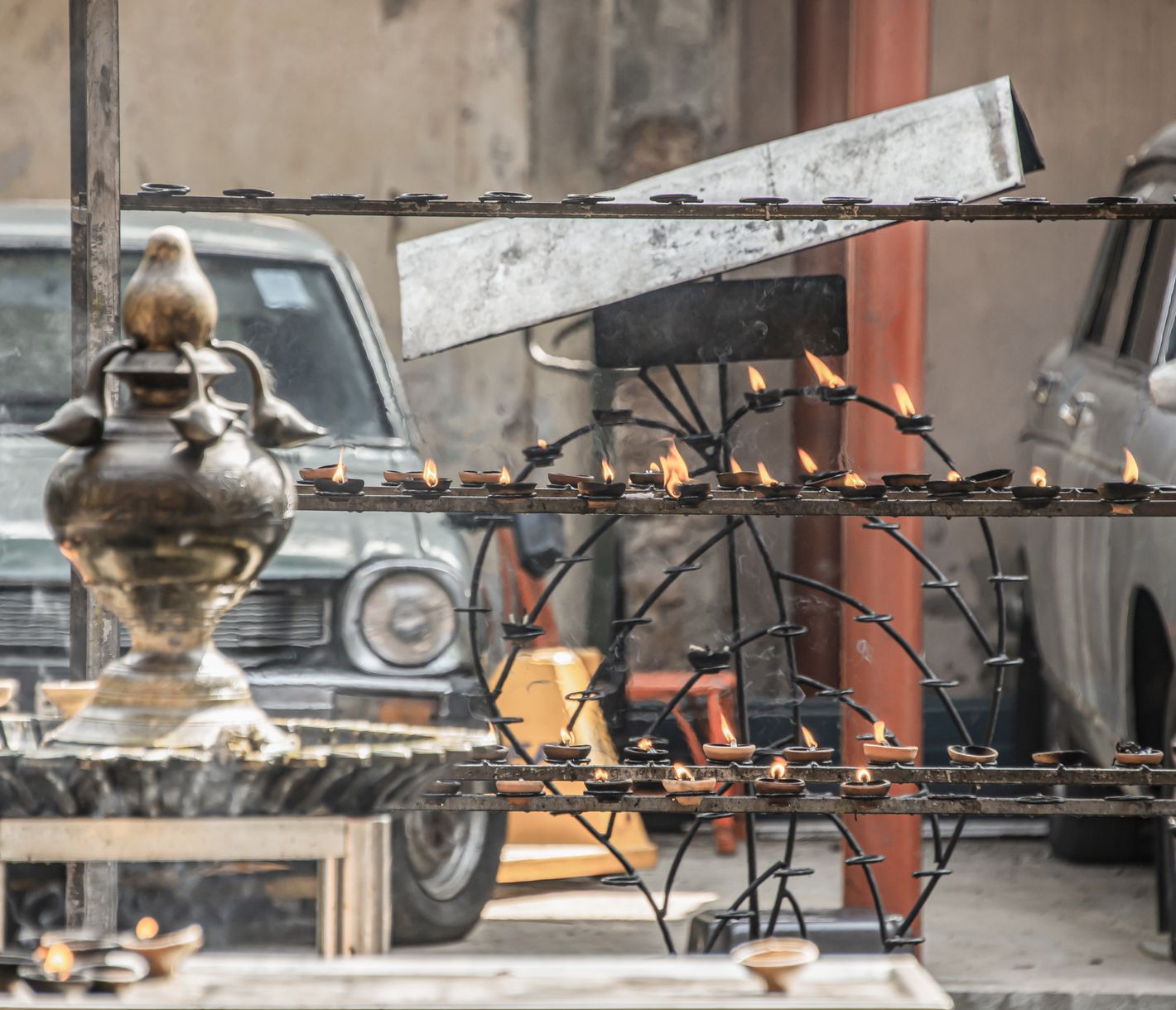 Tempelanlage in Colombo, eine Oase der Ruhe im Grossstadtdschungel