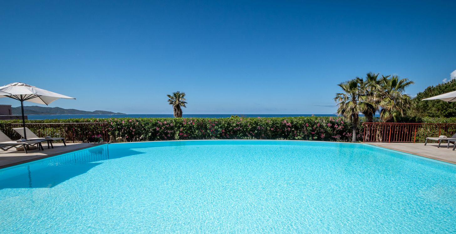 Piscine extérieur