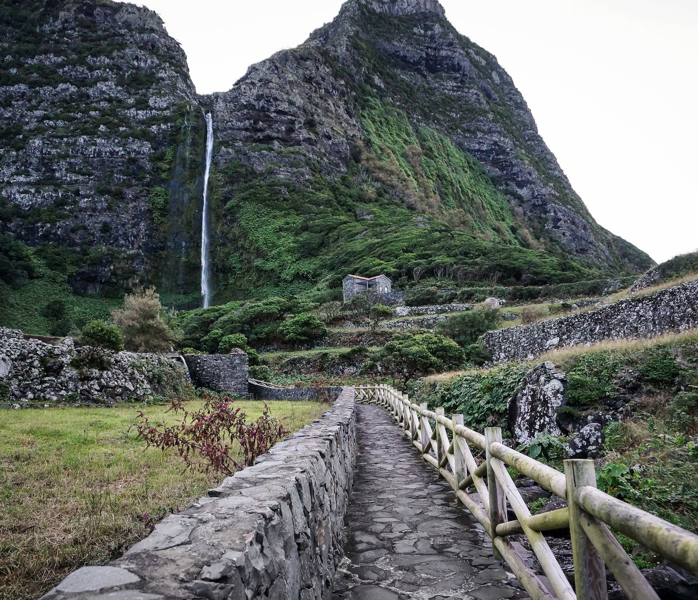 Wasserfall bei Faja Grande, Flores