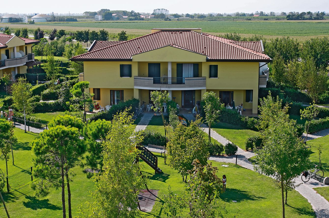 Altanea Resort